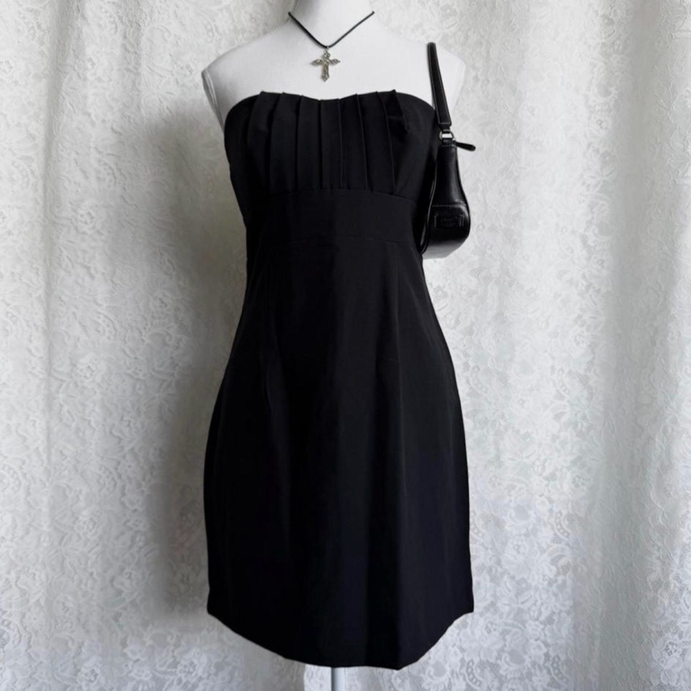 Y2K black strapless dress